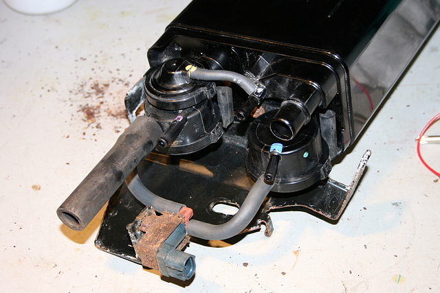2001 toyota camry evaporative canister #6